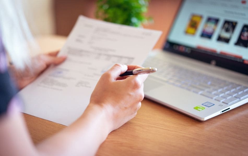 O Futuro do Papel: Adaptação na Era Digital