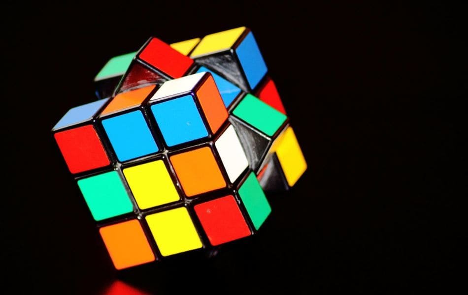 Quebra-Cabeças como Desafios Cognitivos: O Surgimento dos Puzzles Lógicos