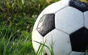 Impacto das Bolas de Futebol no jogo